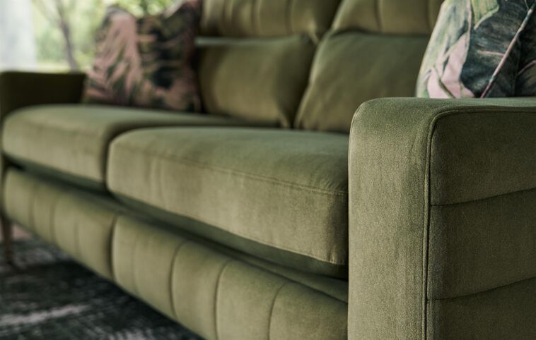 Paradiso Fabric Snuggle Power Chair