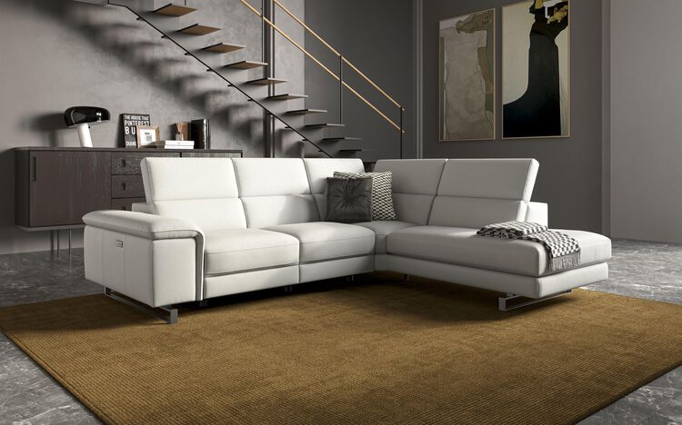 Viserba 2 Corner 3 with Right Hand Facing Power Recliner, Left Hand Facing Chaise & Manual Head Tilt | Viserba Sofa Range | ScS