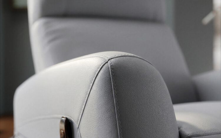 Panighina Lift & Rise Chair (VAT Exempt) | Panighina Sofa Range | ScS
