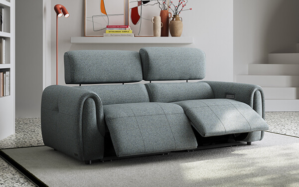 Recliner sofas